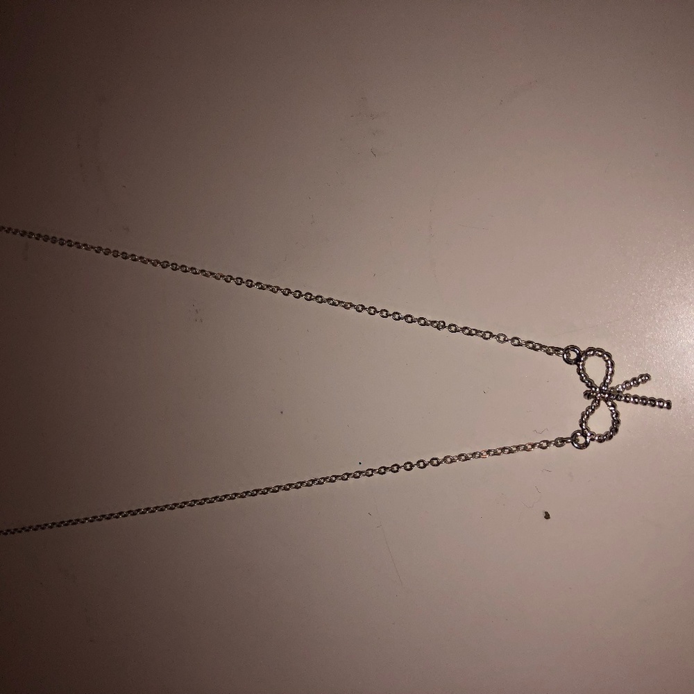 Silver Bow Necklace